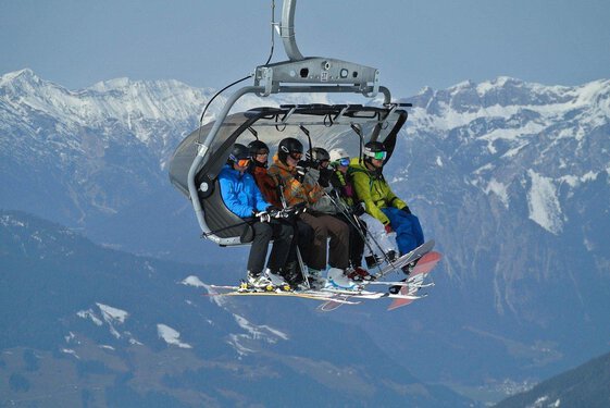 Stations de Ski des Pyrénées, que faire face au manque de neige ?