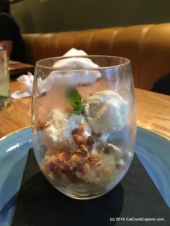 Mustard Dining Brook Green Pudding