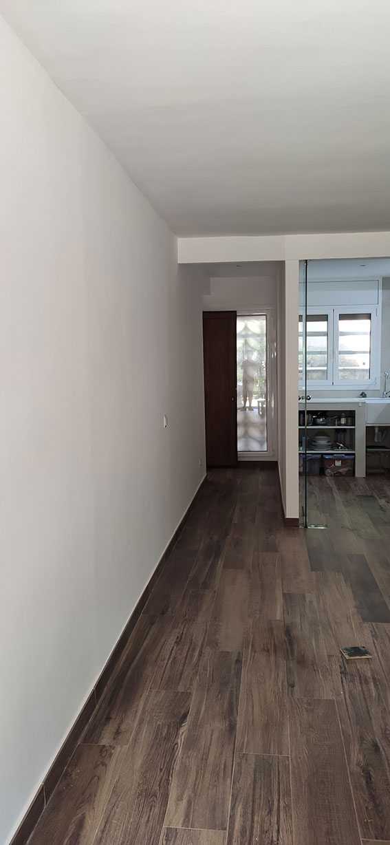 Aplicació de pintura apantallant i acabat amb pintura de silicat, Ecomatèries