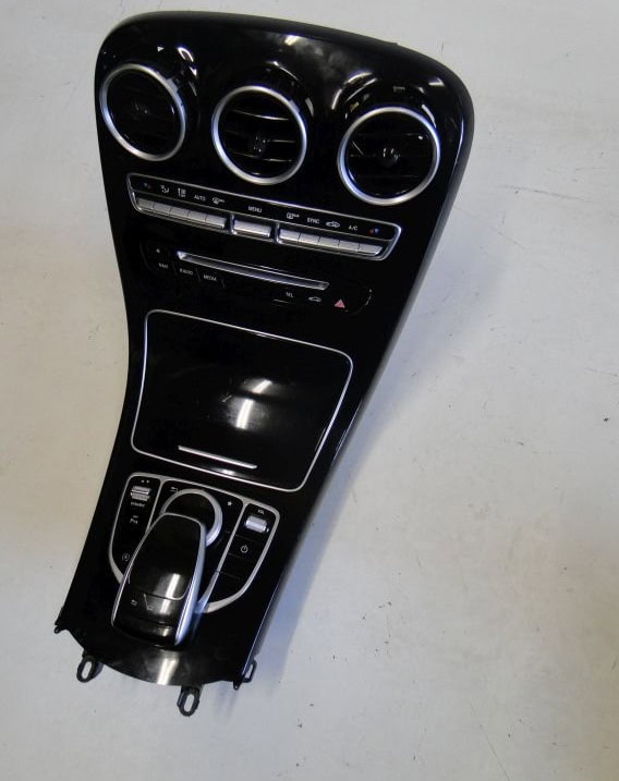 MERCEDES C KLASA W205 PANEL WYBIERAK + POPIELNICZKA