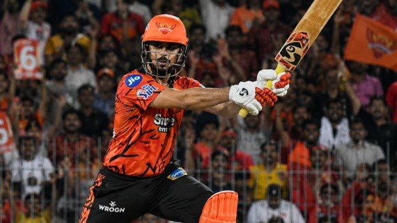 SRH vs CSK IPL 2026: Sunrisers Hyderabad Storm Into Playoffs With Big Win Over Chennai