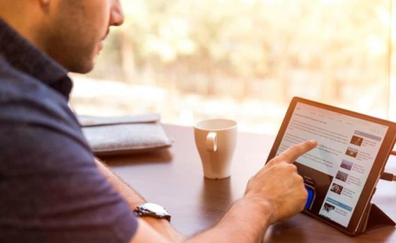 IP-адрес является уникальным числовым идентификатором для каждого устройства или сети, подключенной к Интернету.