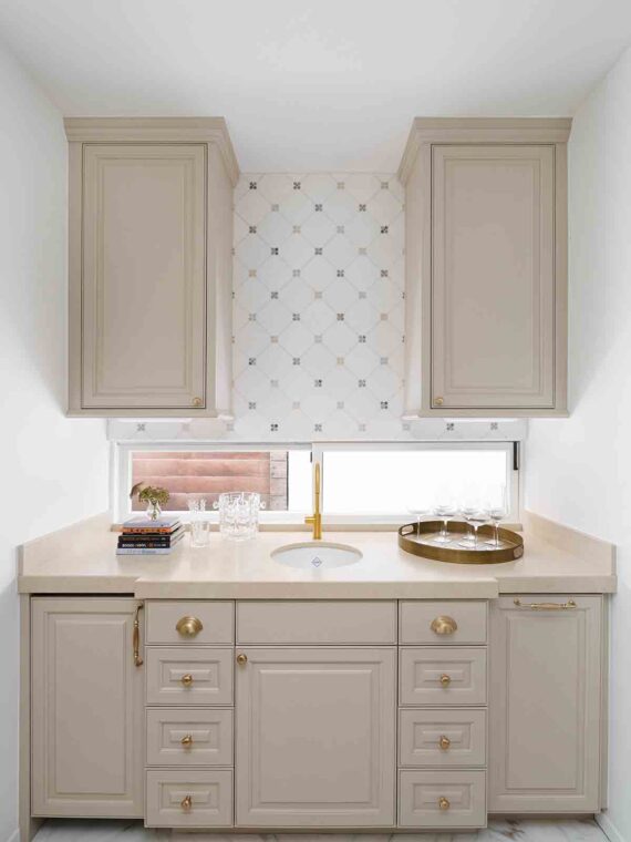 Ashley Astleford // Pepita