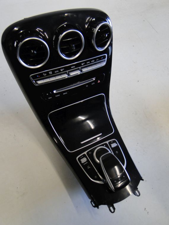 MERCEDES C KLASA W205 PANEL WYBIERAK + POPIELNICZKA - obrazek 2