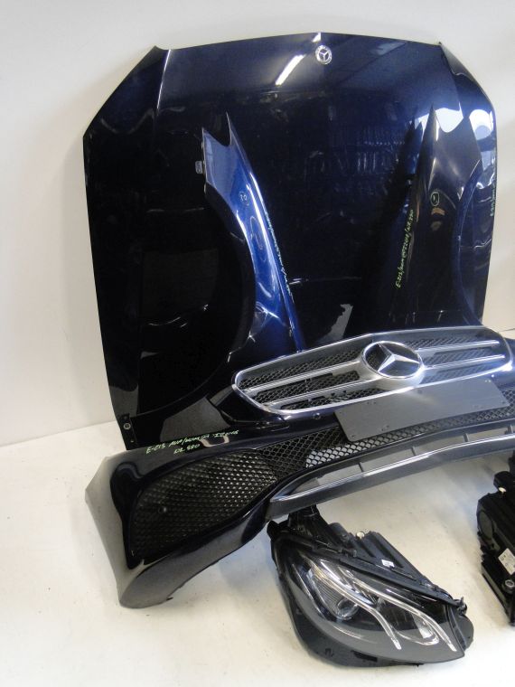 MERCEDES E KLASA W213 AVANTGARDE ZDERZAK PRZEDNI KOLOR 890 - obrazek 4