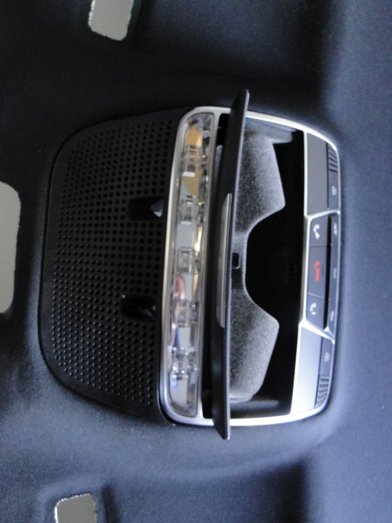 MERCEDES S KLASA W222 ŚWIATŁO KABINY - obrazek 2