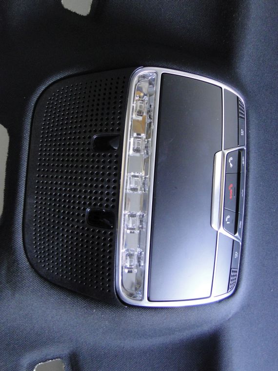 MERCEDES S KLASA W222 ŚWIATŁO KABINY - obrazek 3