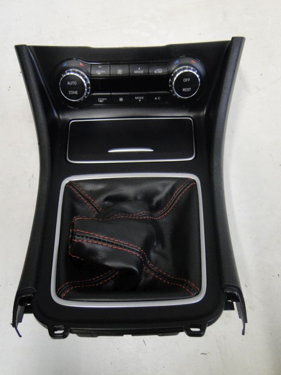 MERCEDES A KLASA W176 PANEL W KONSOLĘ MIESZEK
