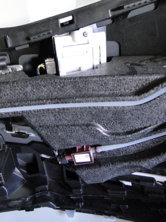 MERCEDES E KLASA 238 PIANKA AMG STYROPIAN ABSORBER - obrazek 3