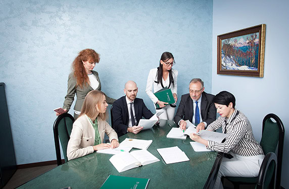 Юристы Юрвнешсервис Команда фото