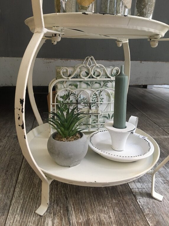 Etagere aus Metall 2-Stöckig – Bild 2