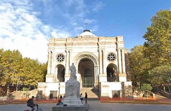Il se promène nu dans Toulouse et dit être Jésus fis de dieu