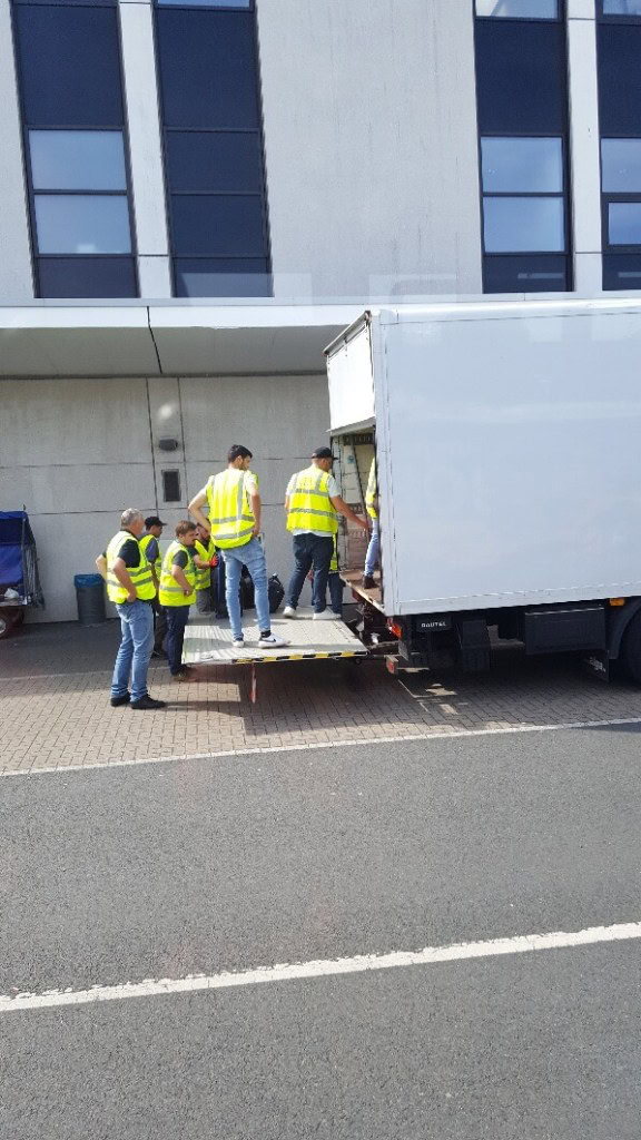 Gebäckabgabe Mein Schiff