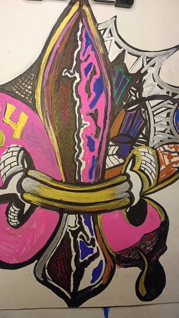 Pink fleur de lis twisted city style