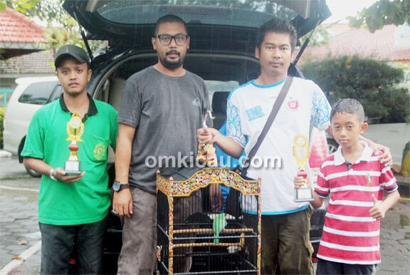 Leo Pengadilan dan cucak hijau Siluman Hitam