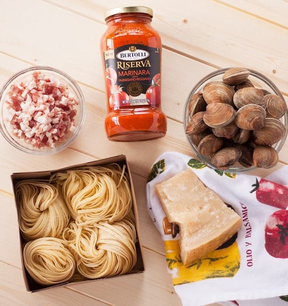 Viva Bertolli Linguine with Red Clam Sauce