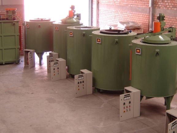 Fornos Tipo Poço com Atmosfera Controlada da Grefortec Fornos-Urso-Branco-044
