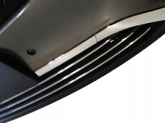 MERCEDES KRATKA ŚRODKOWA ATRAPA W ZDERZAK PRZEDNI EQA H243 243 LIFT