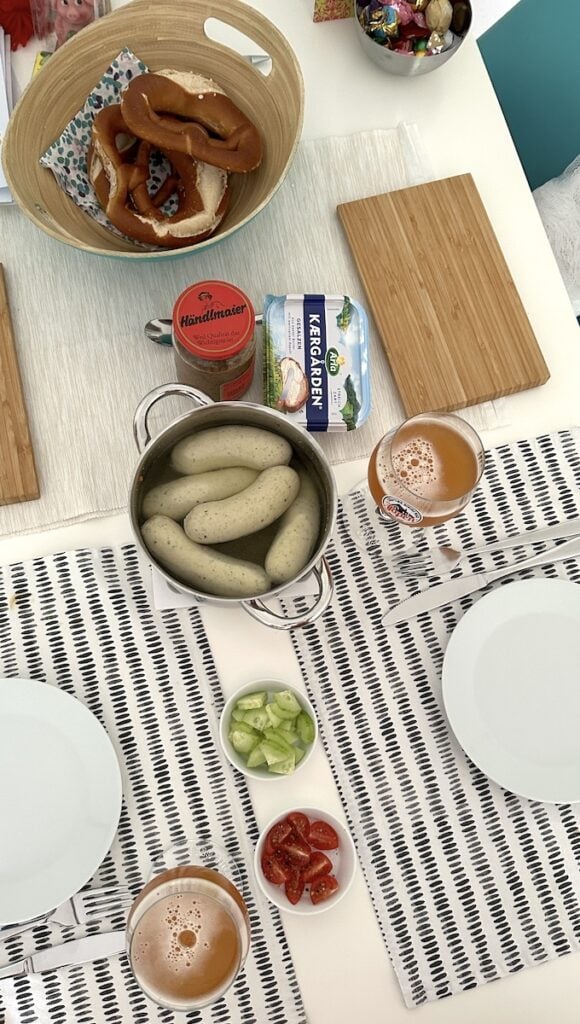 Weißwurstfrühstück mit den leckeren Weißwürsten aus der Oberpfalz