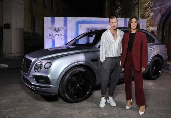 Bentley представляет эксклюзивный Bentayga от ателье Mulliner