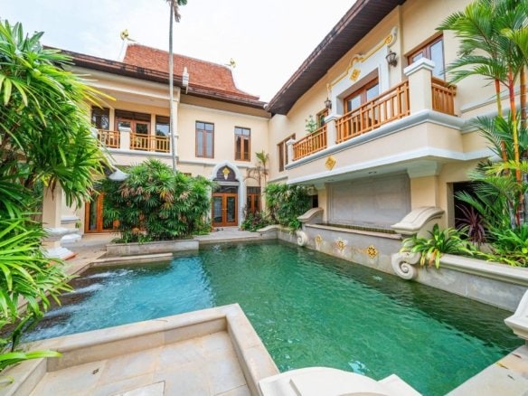Typical style of pool villa in the view talay marina project