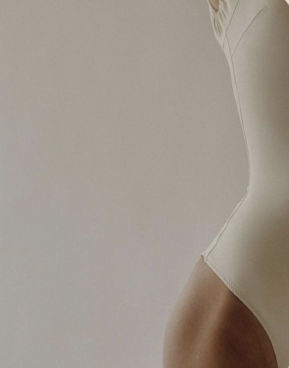 Massage minceur à domicile à Monaco par Félicita Rose Massothérapeute, soin raffermissant et drainant pour sublimer la silhouette.
