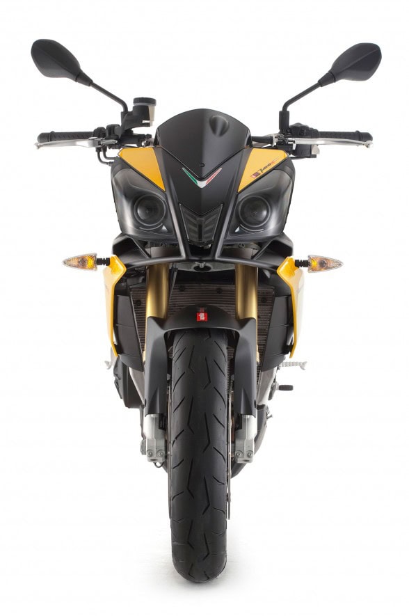 Aprilia-Tuono-V4R-APRC5-picture-03-588x885