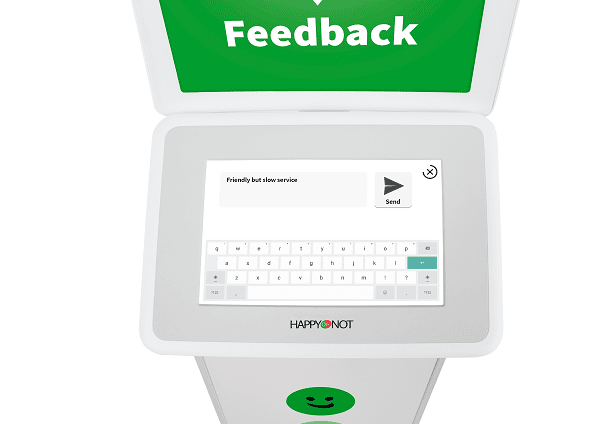 Das Feedback Terminal für das Tippen von Kommentaren zur Kundenzufriedenheit. Hier kommt die virtuelle Tastatur zum Einsatz.