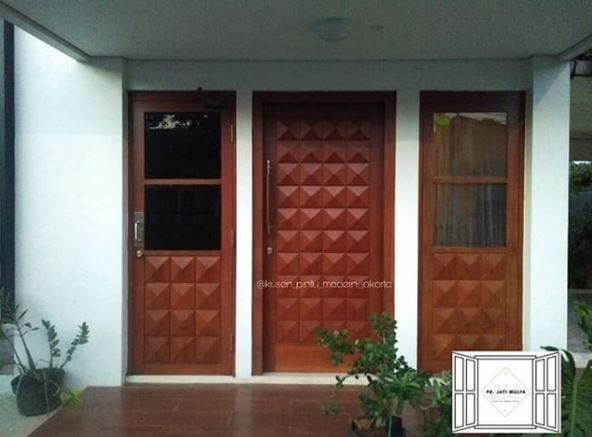 pintu rumah unik