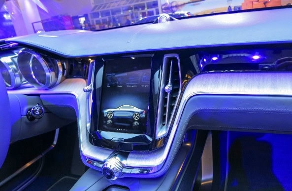 Volvo XC90 cabin2
