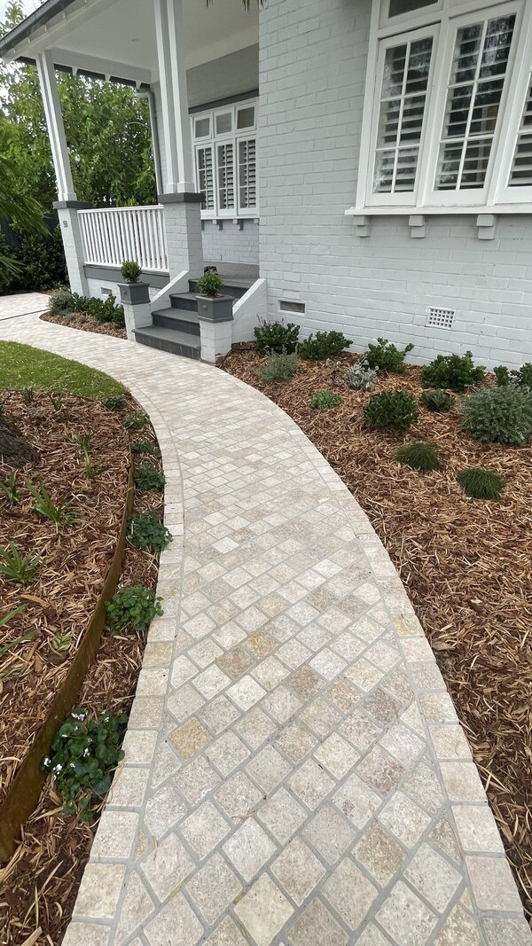 Aussietecture Classic Travertine Cobbelstone Paver pathway