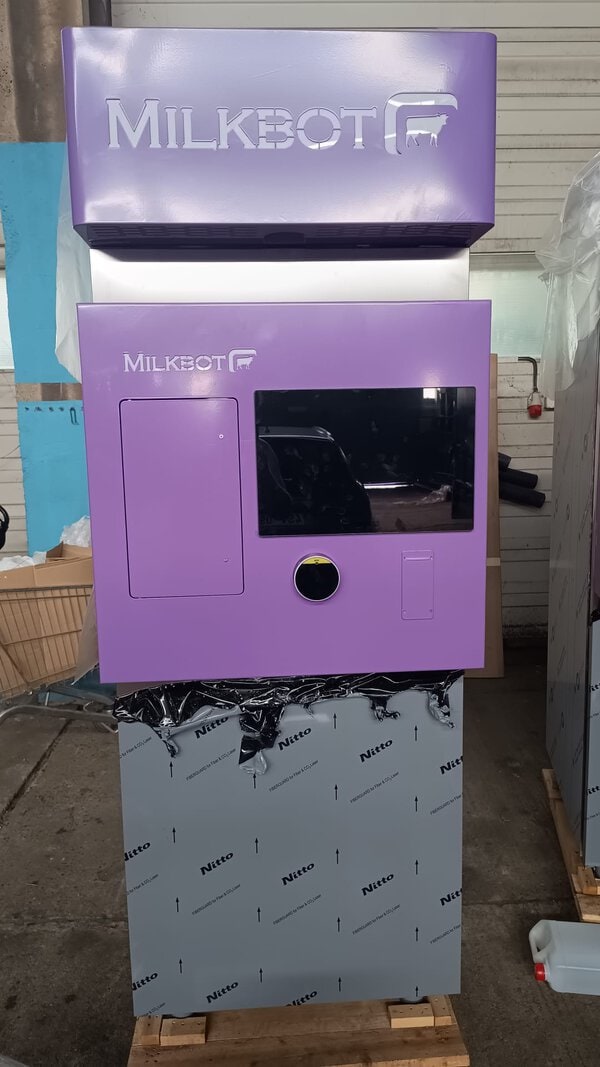 milkbot 200i milkshake 15,6" hmi 2 příchutě (záloha 50% ceny)