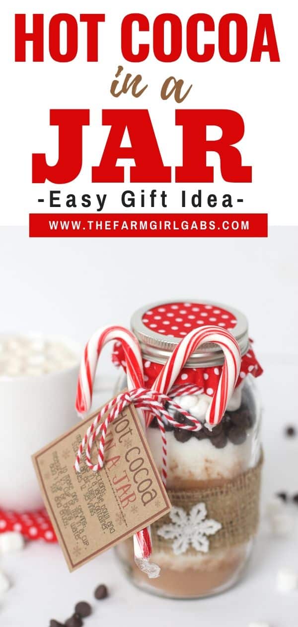 Hot Cocoa In A Jar is a perfect warm-up gift to make this holiday season. This mason jar gift is easy to create and delicious to drink. Make a batch of the Hot Chocolate Mix in a jar for your friends and family. They will love receiving this Hot Cocoa Mix in a Jar as a Christmas gift. #hotchocolate #giftideas #hotcocoamix