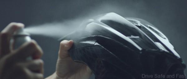 VOLVO CARS LIFEPAINT HELPS CYCLISTS BE SEEN WHEN SUMMERTIME ENDS