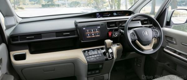 Honda StepWGN4