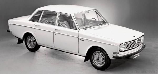 21_Volvo_144_large