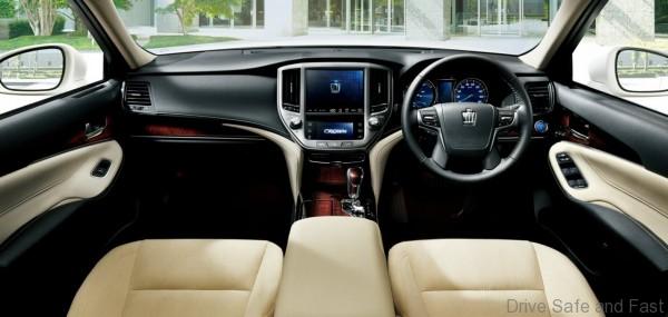 Toyota crown majesta7