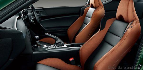 Toyota GT86 seats