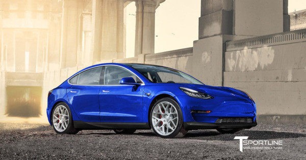В T Sportline представили первый тюнинг-кит для Tesla Model 3 В T Sportline представили первый тюнинг-кит для Tesla Model 3