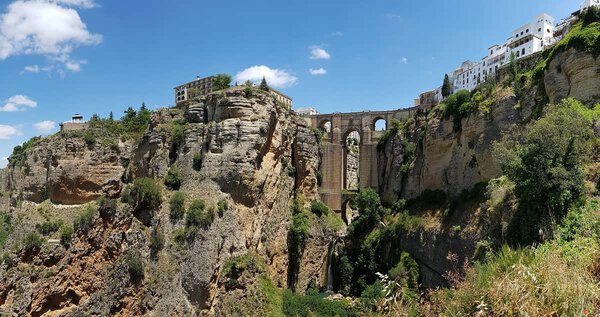 Travelling around Andalusia in a “Axares Tour ®” - Image 3