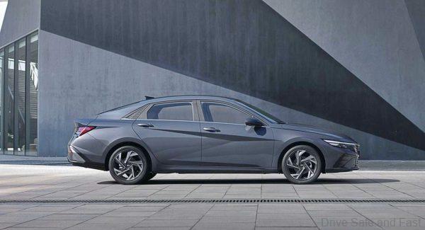 Hyundai Elantra side profile
