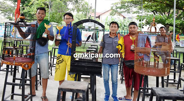 Latpres Putra Dewa Holiday
