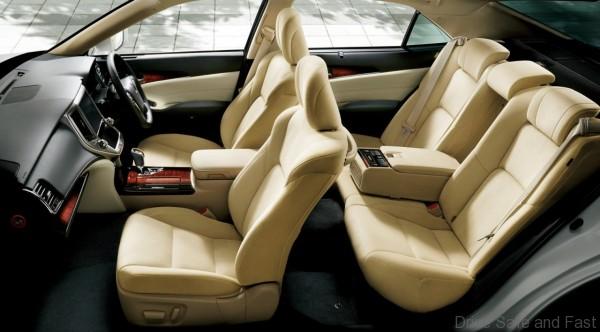 Toyota crown majesta6
