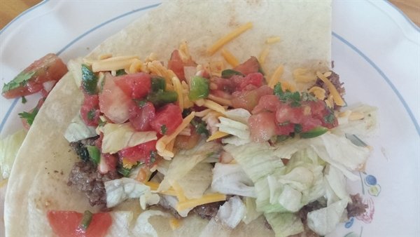 pico de gallo on soft shell taco