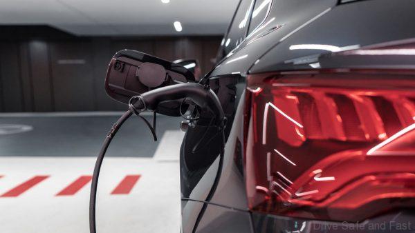 Abt Tuned Audi Q5 Hybrid 55 TFSI e plugin charge