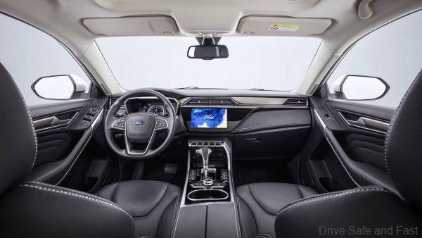 Ford Territory 1.5L SUV_cabin