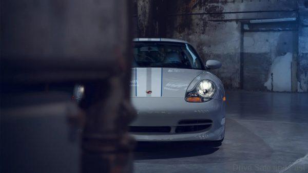 Porsche 911 996 Classic Club Coupé makeover front