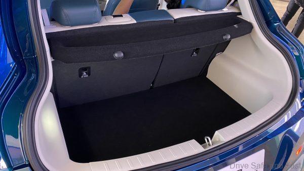 Ora Good Cat interior trunk space