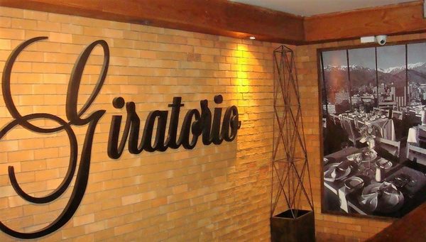 Restaurante Giratório em Santiago