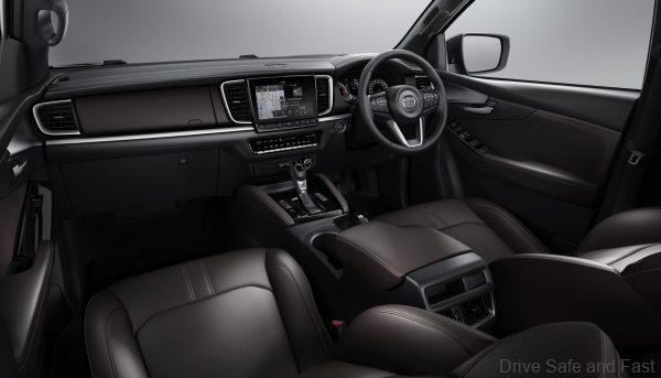 Mazda BT-50_2021_Pickup Truck_cabin